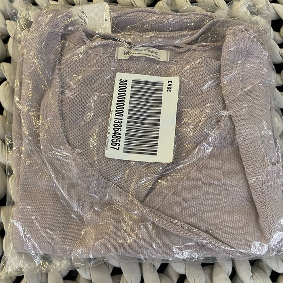 Free People Women’s Like A Boss Top Shirt Small Long Sleeve Tee Silverberry NWT - Picture 6 of 8